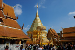 Wat Phra That Doi Suthep Ratchaworawihan 18°48'17